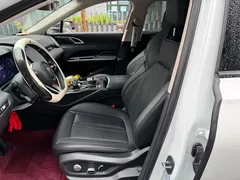 2024 Hongqi HS3 1.5T, белый — фото 8