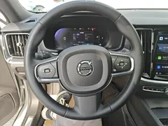 2023 Volvo S60 B4 Luxury, белый — фото 11