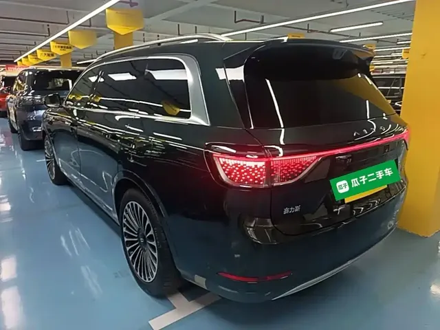2025 Aito M9 EV Ultra 100kWh 6-seat 192-line LiDAR