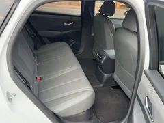 2025 BYD Qin PLUS DM-i PHEV Smart Driving 55km Leading, белый — фото 15