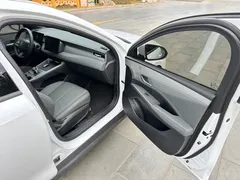 2025 BYD Qin PLUS DM-i PHEV Smart Driving 55km Leading, белый — фото 16
