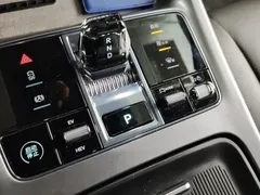 2024 BYD Seal PHEV 1.5L 121km Luxury, чёрный — фото 15