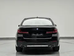 2022 BMW 5 Series 530Li Leading M Sport Package, чёрный — фото 6
