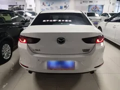 2023 Mazda 3 2.0L AT, белый — фото 6