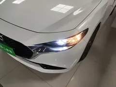 2023 Mazda 3 2.0L AT, белый — фото 24