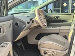 2025 Li Auto i6 2WD Standard — фото 10