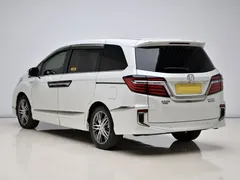 2019 Honda Elysion 2.0L Hybrid Luxury, белый — фото 4
