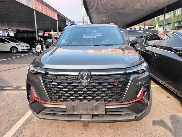 2022 Changan CS35 PLUS Blue Whale NE 1.4T DCT Luxury