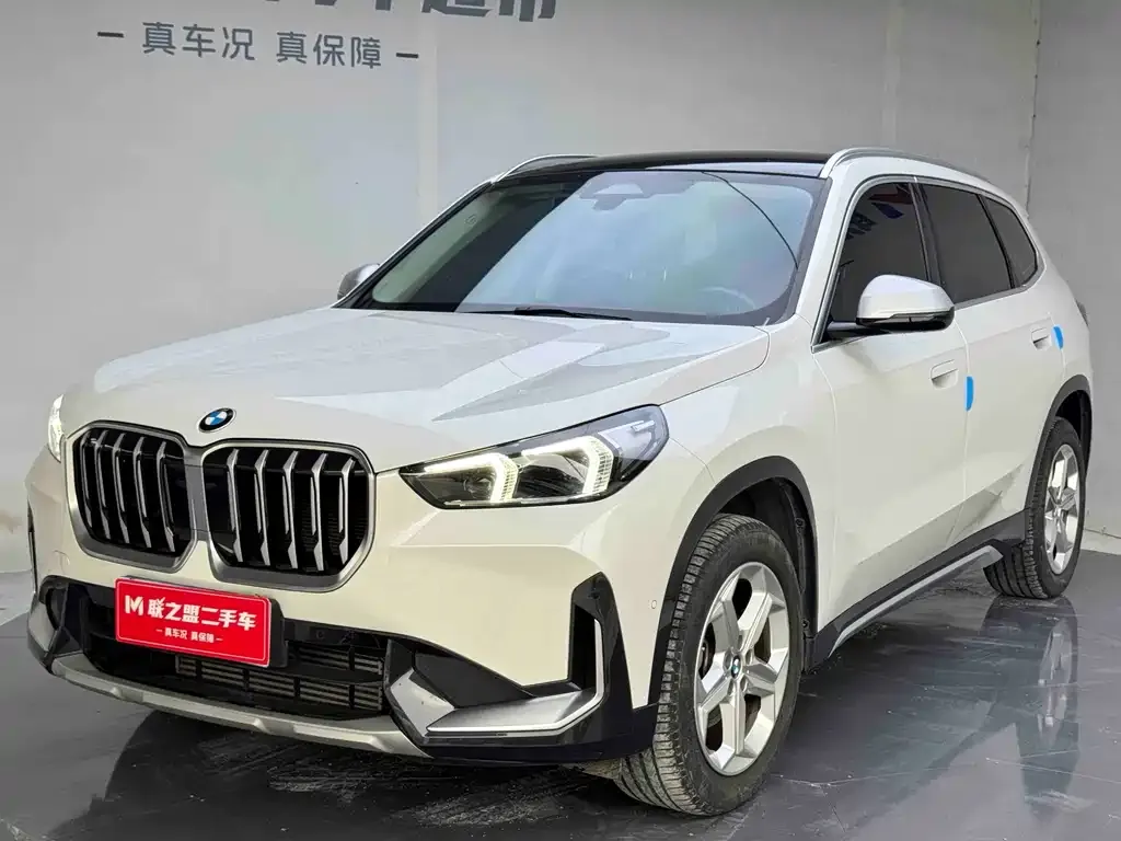 2023 BMW X1