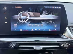 2023 BMW X1, белый — фото 26