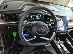 2021 Hyundai Custo 380TGDi LUX Premium, синий — фото 11