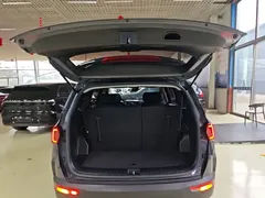 2021 Hyundai Custo 380TGDi LUX Premium, синий — фото 19