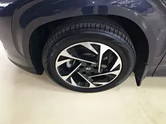 2021 Hyundai Custo 380TGDi LUX Premium, синий — фото 23