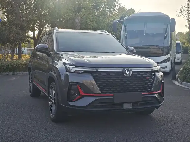 2021 Changan CS35 PLUS 1.4T DCT Luxury