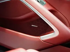 2022 Porsche 718 Cayman 2.0T, белый — фото 17