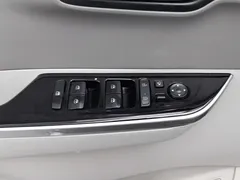 2021 Hyundai Custo 380TGDi LUX Premium — фото 9