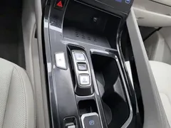 2021 Hyundai Custo 380TGDi LUX Premium — фото 13
