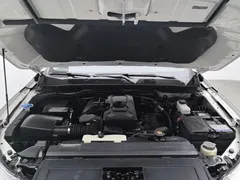 2020 Nissan Terra 2.5L XL Upper AT 2WD Luxury, белый — фото 6