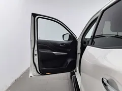 2020 Nissan Terra 2.5L XL Upper AT 2WD Luxury, белый — фото 8