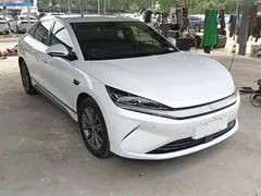 2025 BYD Qin L EV 545km Superior, белый — фото 4