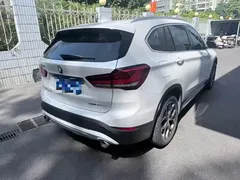 2021 BMW X1 Premium, белый — фото 4