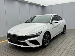 2023 Hyundai Elantra 1.5L CVT LUX Premium, белый — фото 1