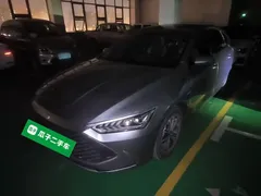 2024 BYD Qin PLUS Honor DM-i PHEV 55km Leading — фото 2