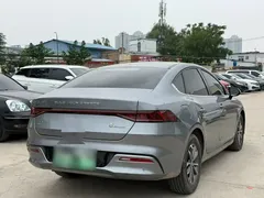 2024 BYD Qin PLUS Honor DM-i PHEV 55km Leading — фото 24