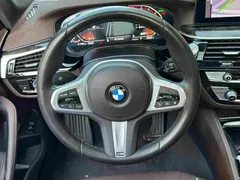 2022 BMW 5 Series 525Li M Sport Package, белый — фото 6