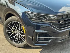 2021 Volkswagen Touareg 3.0TSI Black Sport Package, чёрный — фото 4