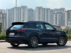 2021 Volkswagen Touareg 3.0TSI Black Sport Package, чёрный — фото 11