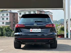 2021 Volkswagen Touareg 3.0TSI Black Sport Package, чёрный — фото 12