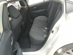 2021 Toyota Corolla TNGA 1.5L CVT Elite, белый — фото 13