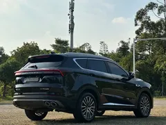 2023 Jetour X70 PLUS 1.6T DCT 7-seat, чёрный — фото 6