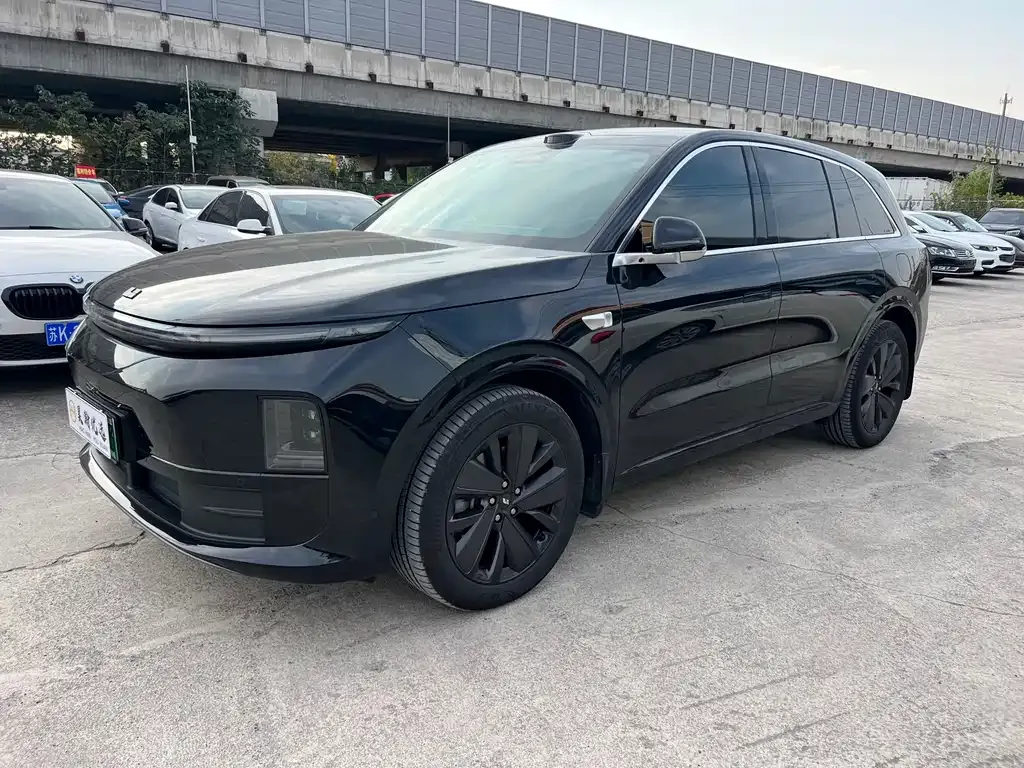 2025 Li Auto L6