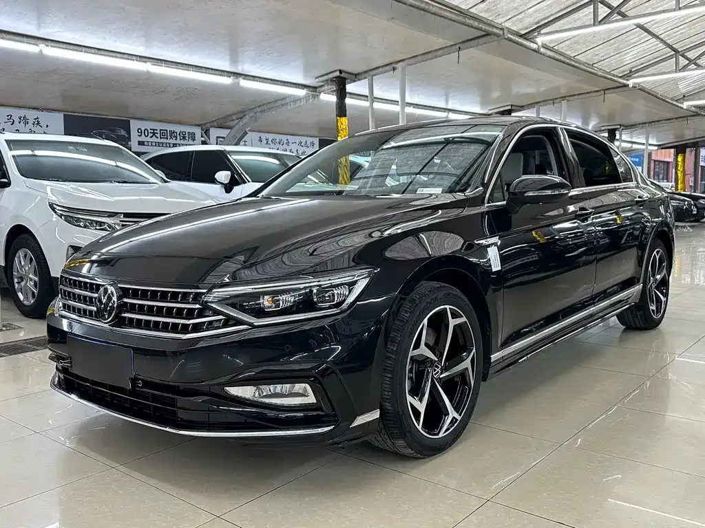 2023 Volkswagen Magotan 330TSI DCT Luxury