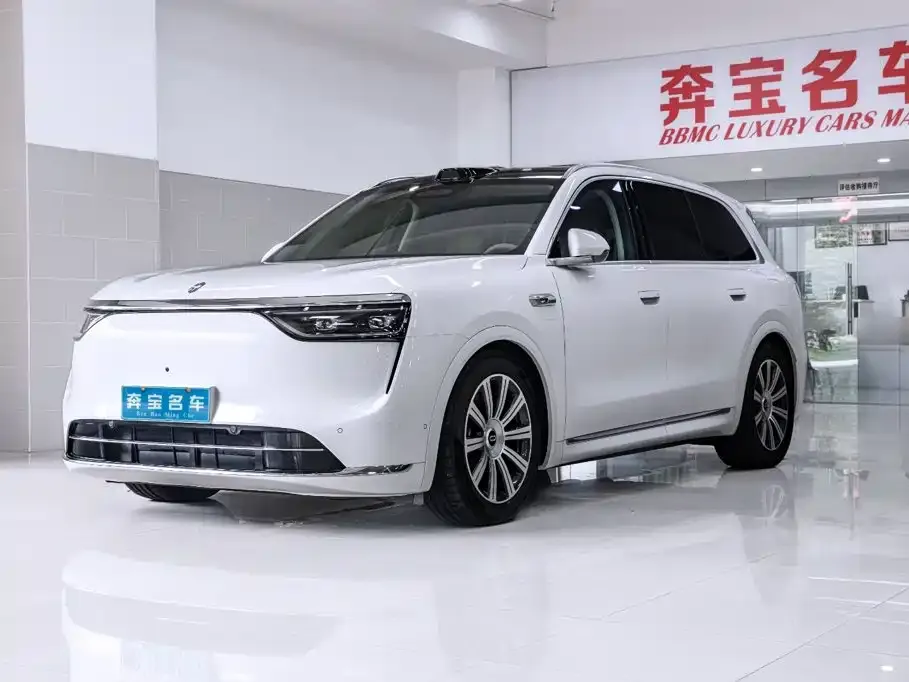 2025 Aito M8 EREV Max 53.4kWh 6-seat