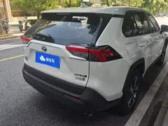 2021 Toyota RAV4 2.5L PHEV 2WD Elite Pro, белый — фото 3