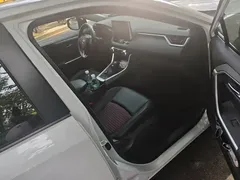 2021 Toyota RAV4 2.5L PHEV 2WD Elite Pro, белый — фото 8