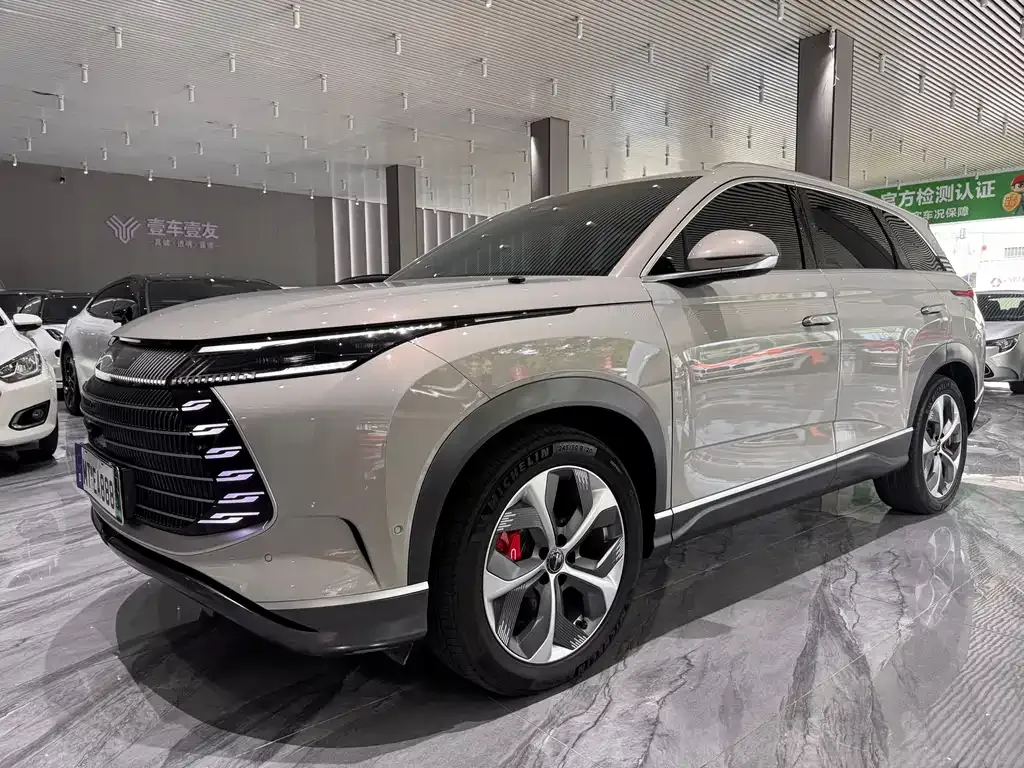 2023 BYD Frigate 07 DM-p PHEV 175KM 4WD Flagship