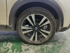 2021 Nissan Kicks 1.5L XV CVT Luxury, белый — фото 5