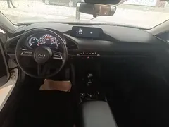 2021 Mazda 3 1.5L MT, белый — фото 10