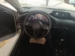 2021 Mazda 3 1.5L MT, белый — фото 11