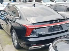 2023 Hongqi H5 1.5T DCT, чёрный — фото 10