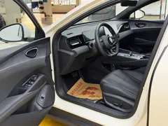 2025 BYD Seal 06 DM-i PHEV 120KM Smart Driving Premium — фото 3