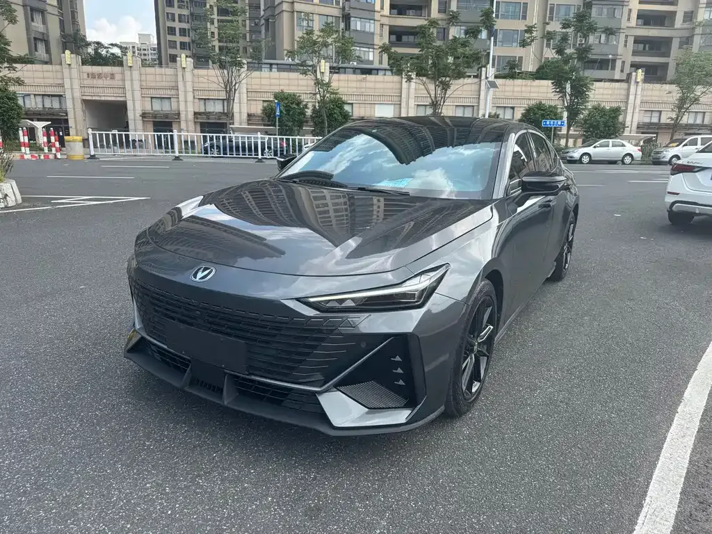 2023 Changan UNI-V 1.5T Premium