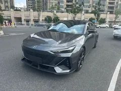 2023 Changan UNI-V 1.5T Premium — фото 1