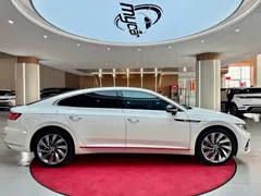 2021 Volkswagen CC 380TSI Duomu, белый — фото 2