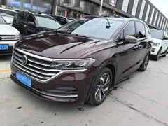 2020 Volkswagen Viloran 330TSI Luxury — фото 1