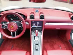 2020 Porsche 718 Boxster 2.0T, белый — фото 13